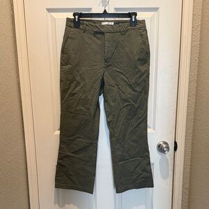 Old Navy Olive Green Women's Cropped Pants